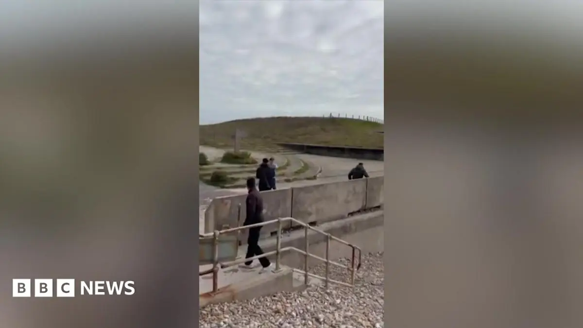 Home Secretary hits out at 'unacceptable' migrant landings in Kent